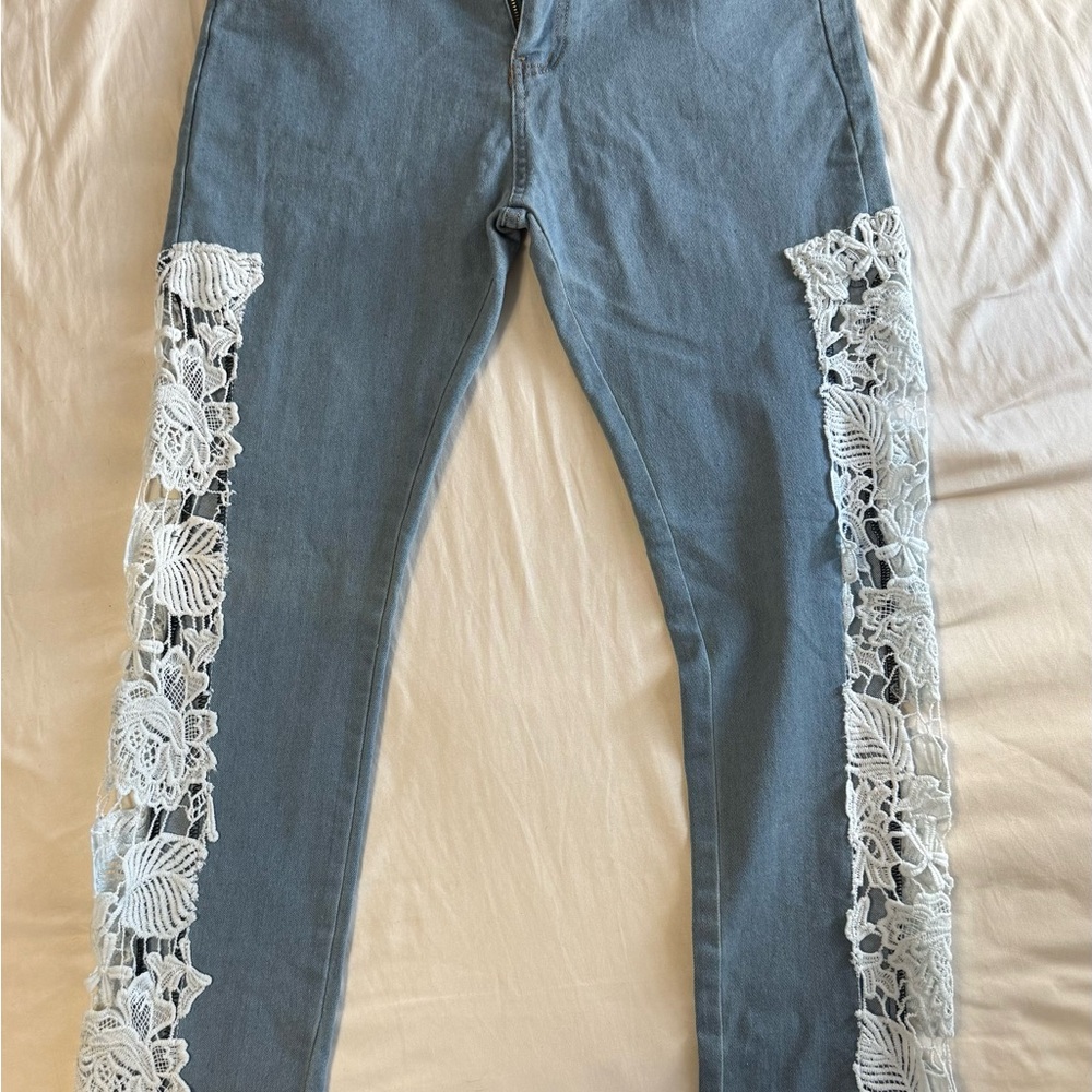 CBR Women's Straight Leg Blue Jeans with White Lace